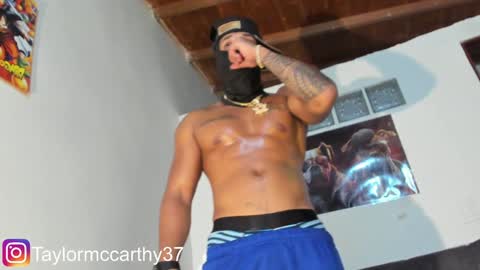 Snapshot of taylor_mccarthy_1 chatting on February 9, 12:49 am Taylor Mccarthy online show from February 9, 12:49 am