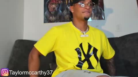 Snapshot of taylor_mccarthy_1 chatting on March 9, 12:10 am Taylor Mccarthy online show from March 9, 12:10 am