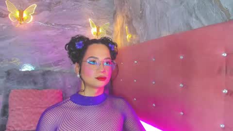 Taylor Sanz online show from September 17, 2:13 am