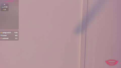 Snapshot of taylor_walton chatting on February 7, 6:34 pm Taylor online show from February 7, 6:34 pm