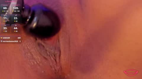 Snapshot of taylor_walton chatting on March 12, 3:29 pm Taylor online show from March 12, 3:29 pm