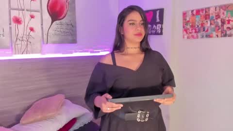 Snapshot of taylor_walton chatting on February 23, 12:24 pm Taylor online show from February 23, 12:24 pm