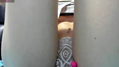 XIMENA online show from December 3, 9:45 pm