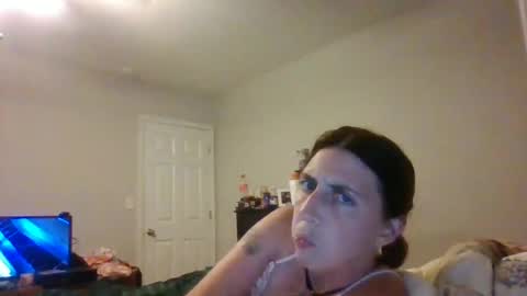 taylorslay online show from June 18, 1:06 am