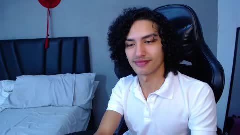 Tayron online show from January 31, 9:57 pm