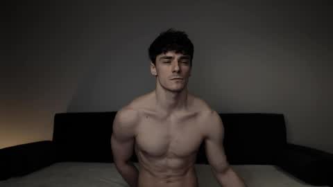 Snapshot of taziro chatting on April 3, 7:17 am Ean online show from April 3, 7:17 am