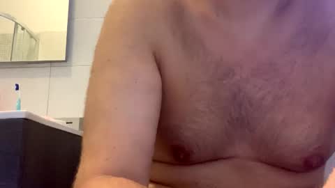 Tbest1986 online show from September 12, 7:19 am