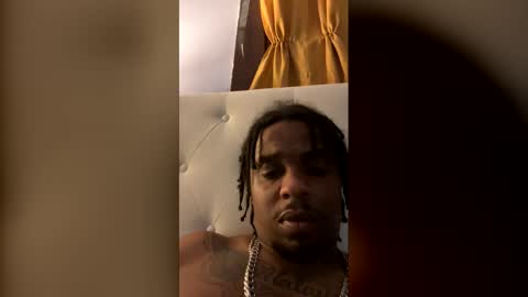 Snapshot of tbone6956 chatting on April 1, 1:39 am tbone6956 online show from April 1, 1:39 am