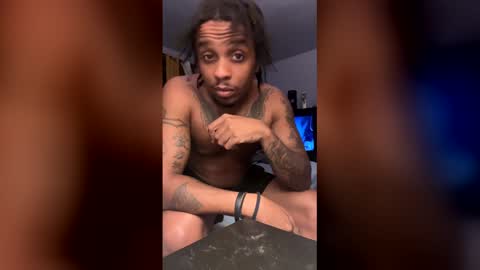 Snapshot of tbone6956 chatting on April 5, 9:50 am tbone6956 online show from April 5, 9:50 am