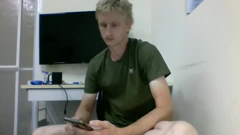 tcute0 online show from November 8, 7:30 am