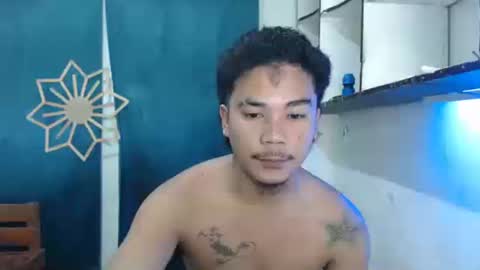 teahyun_yeongsu online show from December 16, 5:45 am