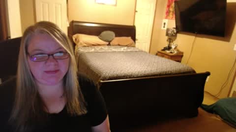 Snapshot of teamdixon chatting on July 28, 3:02 am Team Dixon online show from July 28, 3:02 am