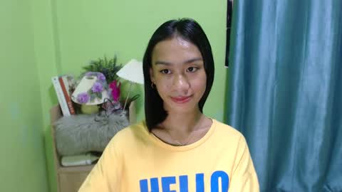 Snapshot of teamo_kiara chatting on December 11, 4:18 am your future wife online show from December 11, 4:18 am