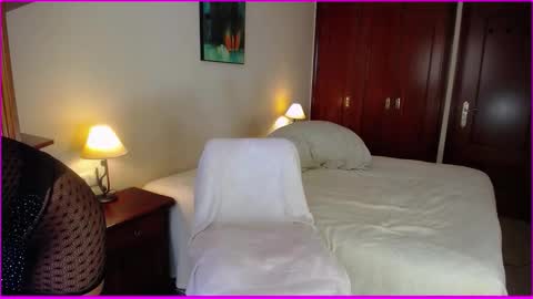 Snapshot of teaselizsquirt chatting on September 13, 9:09 am TeaseLizSquirt online show from September 13, 9:09 am