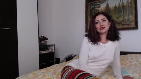 ALICIA--- online show from January 8, 9:21 am