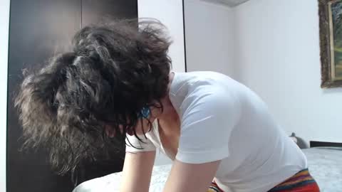 ALICIA--- online show from February 10, 8:42 am