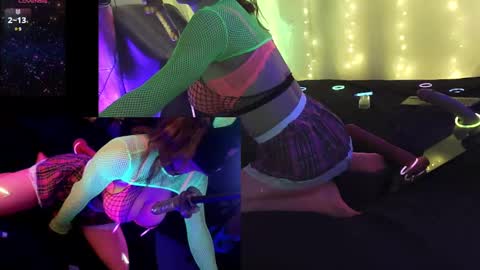 Snapshot of teasybitchycd chatting on January 4, 6:19 am TeasyBitchyCross online show from January 4, 6:19 am