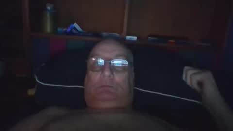 Mark online show from November 9, 8:18 pm