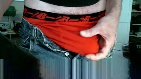 Snapshot of techloot chatting on December 27, 6:10 pm techloot online show from December 27, 6:10 pm