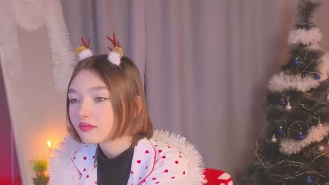 Snapshot of tecna_tonic chatting on December 22, 5:04 am all me precious online show from December 22, 5:04 am