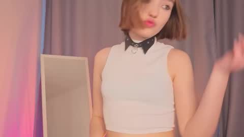 Snapshot of tecna_tonic chatting on January 10, 5:31 am all me precious online show from January 10, 5:31 am