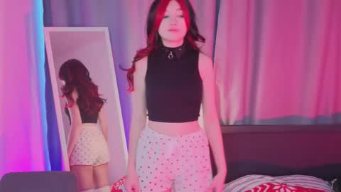 Snapshot of tecna_tonic chatting on January 15, 5:23 am all me precious online show from January 15, 5:23 am