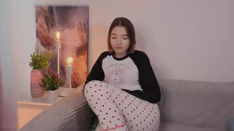 Snapshot of tecna_tonic chatting on February 5, 5:34 am all me precious online show from February 5, 5:34 am