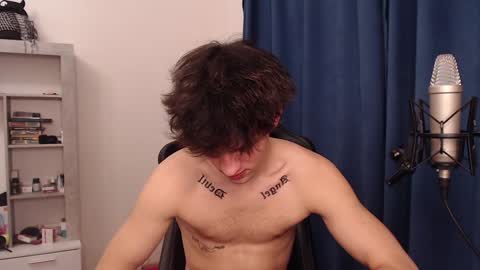 Teddy online show from December 17, 9:05 pm