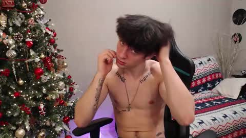 Teddy online show from December 21, 10:28 pm