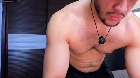 Snapshot of teddybear_07 chatting on May 25, 12:11 pm Dante online show from May 25, 12:11 pm
