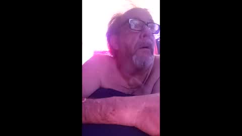 Snapshot of tedestep2 chatting on February 24, 7:06 am tedestep2 online show from February 24, 7:06 am