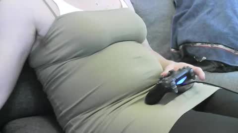 Chris online show from February 8, 9:45 am