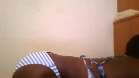 Snapshot of tee_kaicy chatting on December 10, 6:17 pm kaicy online show from December 10, 6:17 pm