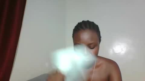 Snapshot of tee_kaicy chatting on October 26, 8:26 pm kaicy online show from October 26, 8:26 pm