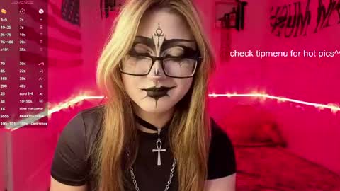Snapshot of teganbruns chatting on June 10, 4:28 pm teganbruns online show from June 10, 4:28 pm