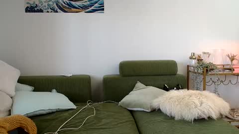 Telea Evans online show from December 12, 3:54 am