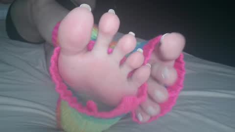 Viv West online show from December 11, 5:53 am