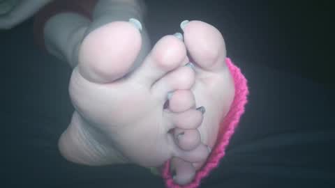 Viv West online show from January 2, 8:17 am