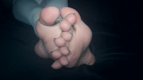 Snapshot of telegram1030 chatting on January 10, 4:47 am Viv West online show from January 10, 4:47 am