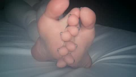 Snapshot of telegram1030 chatting on February 13, 3:35 am Viv West online show from February 13, 3:35 am