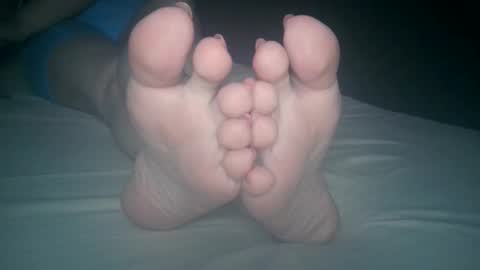 Snapshot of telegram1030 chatting on February 28, 3:40 am Viv West online show from February 28, 3:40 am