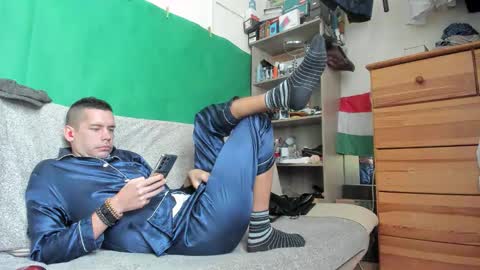 Snapshot of telepaticman chatting on October 26, 11:38 am Virg Lszl online show from October 26, 11:38 am