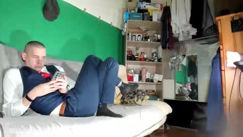 Snapshot of telepaticman chatting on February 3, 9:20 pm Virg Lszl online show from February 3, 9:20 pm