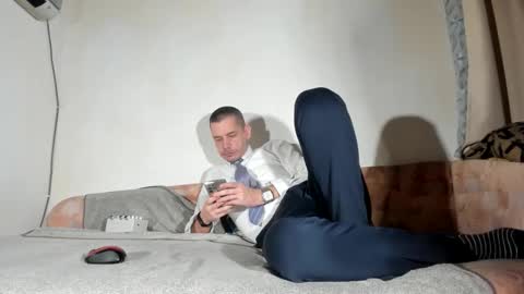 Snapshot of telepaticman chatting on February 13, 12:23 pm Virg Lszl online show from February 13, 12:23 pm