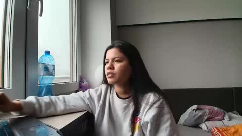 Snapshot of tell_me_goddess chatting on November 25, 8:25 am Amazing SALOME online show from November 25, 8:25 am