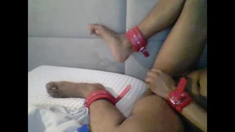 Snapshot of tellmewhat2do4y chatting on January 20, 2:11 am Dkcoupleee online show from January 20, 2:11 am