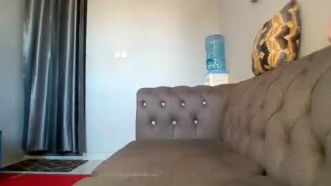 temptiebony69 online show from October 13, 10:04 am