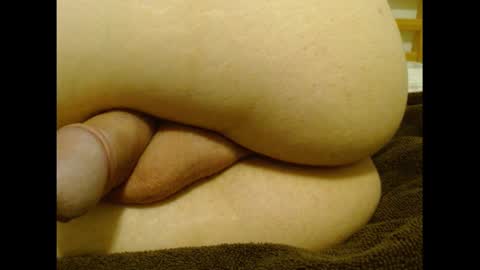 Snapshot of tempting2 chatting on February 21, 2:50 am tempting2 online show from February 21, 2:50 am