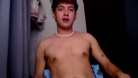 Snapshot of tempting_jon chatting on July 14, 10:43 am tempting_jon online show from July 14, 10:43 am