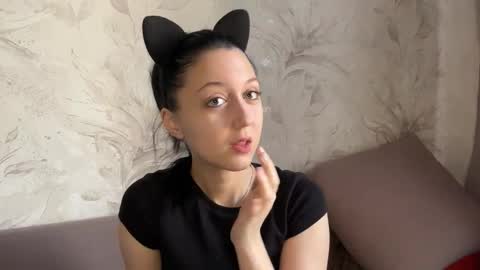 temptingvision online show from March 15, 8:31 am